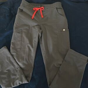 Charcoal Yola™ - Skinny Scrub Pants

XS - Charcoal